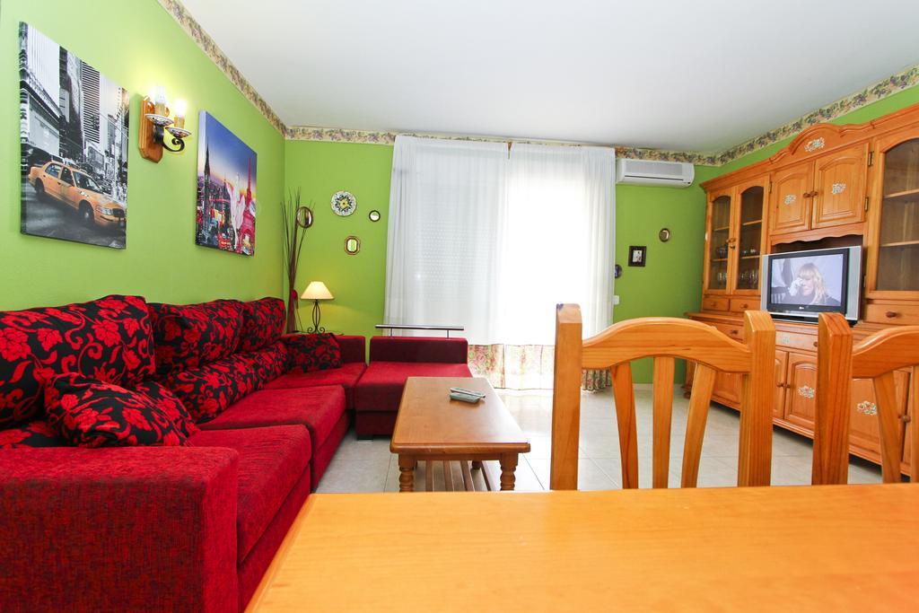 Mar Pineda Planet Costa Dorada Apartment ลาปีเนดา ห้อง รูปภาพ