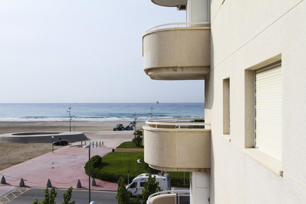 Mar Pineda Planet Costa Dorada Apartment ลาปีเนดา ห้อง รูปภาพ